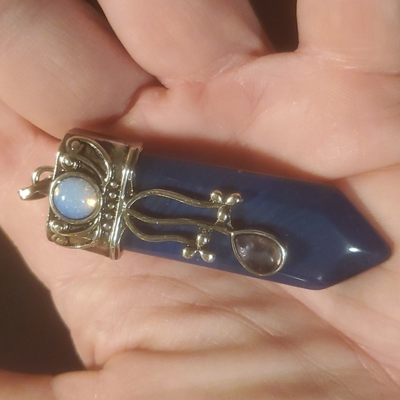 New Inverted Blue Striped Agate with Opalite Magical Pendant Healing Sword. - Picture 6 of 8